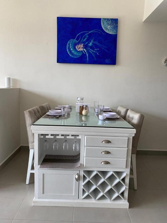 נובו ואלארטה Modern Stylish Apt. Steps Away From The Beach מראה חיצוני תמונה
