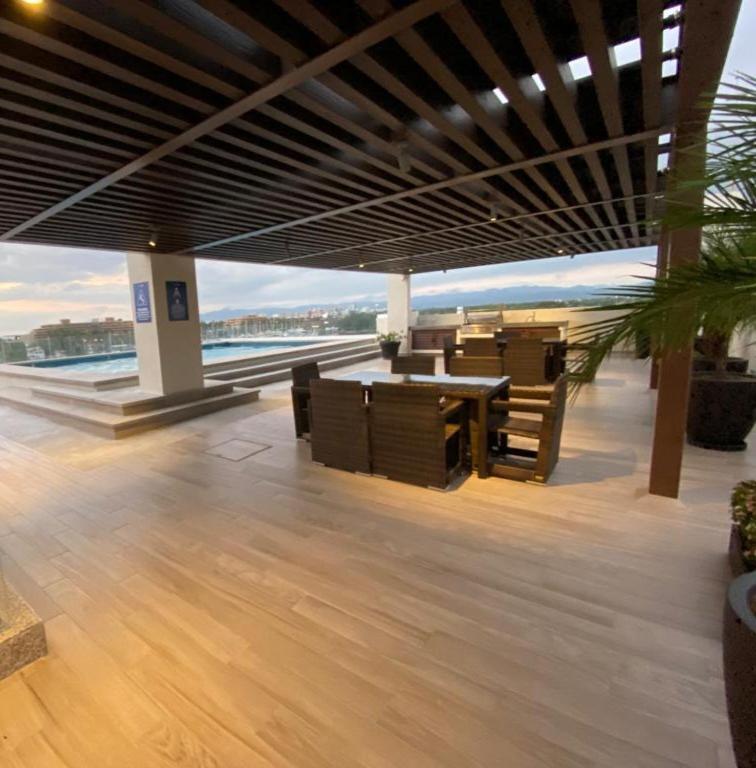 נובו ואלארטה Modern Stylish Apt. Steps Away From The Beach מראה חיצוני תמונה